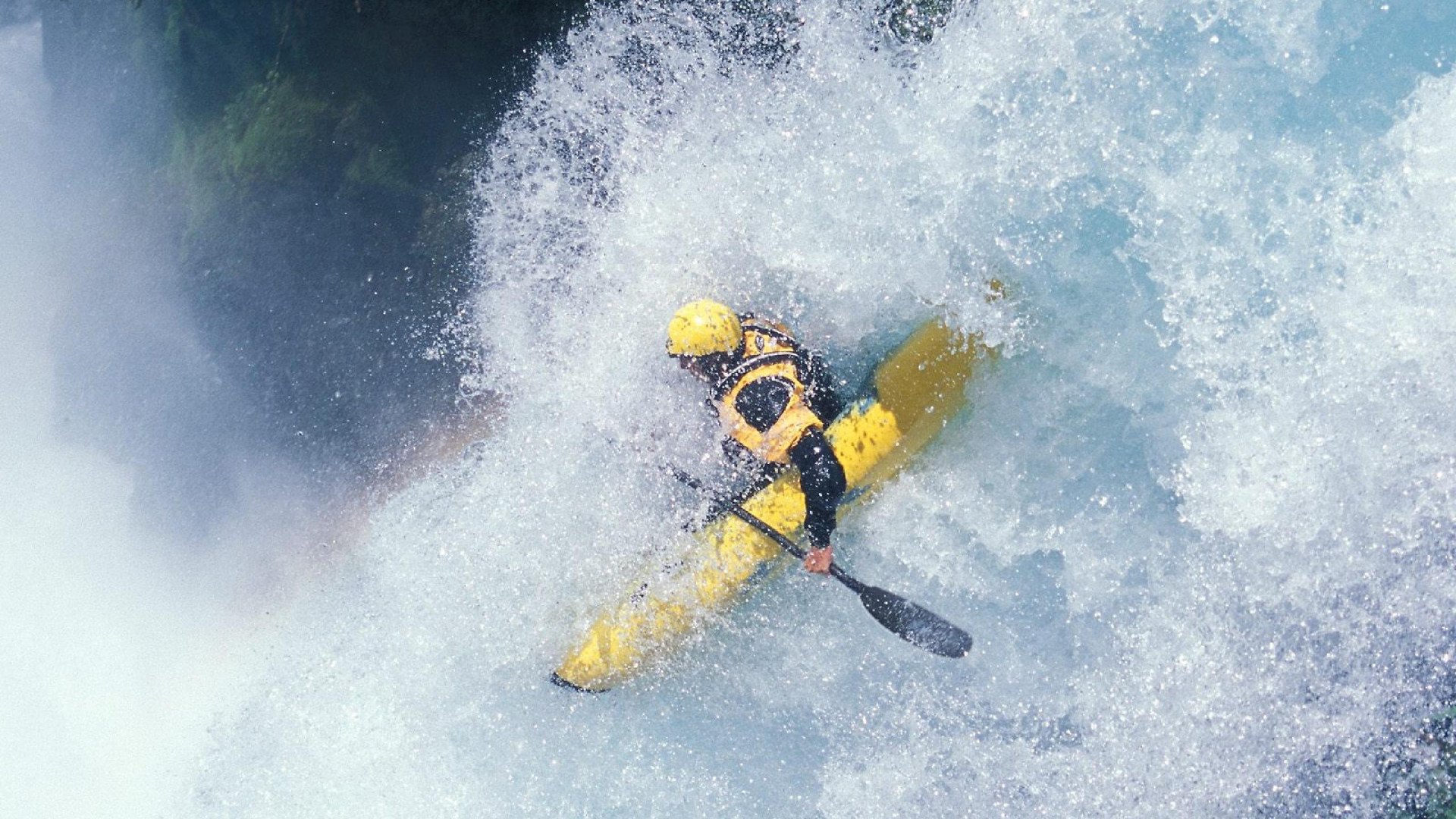 “帕布罗·马特拉的精确进攻与铁血防守,成就阿根廷美洲狮队的胜利”